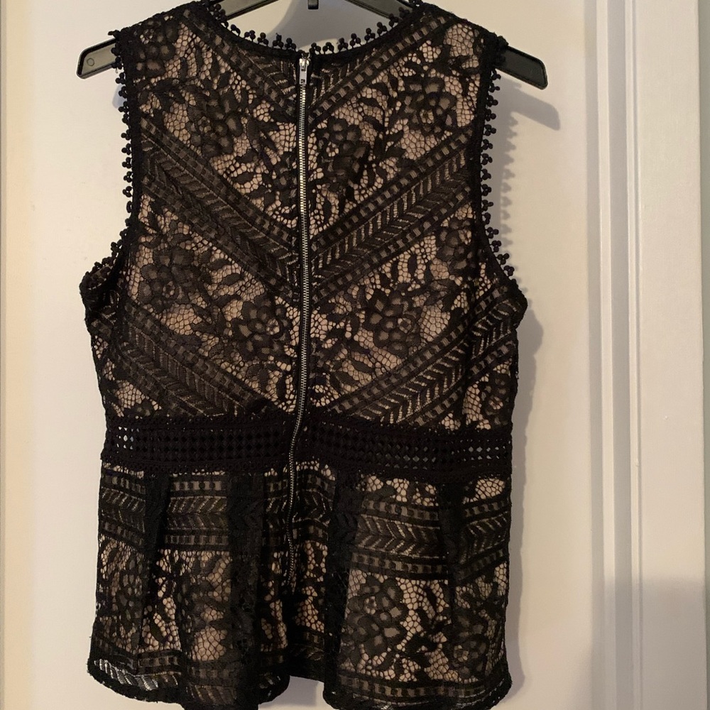 Top - Picture 2 of 3